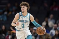 🏀黄蜂vs魔术前瞻:黄蜂伤兵满营全靠双枪,魔术防守坚如磐石