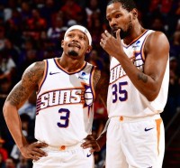 🏀独行侠vs太阳前瞻:杜兰特携6连胜之威上门踢馆 东契奇严阵以待