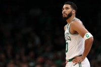 🏀篮网vs凯尔特人前瞻:绿军背靠背体能受影响 塔图姆需找回状态