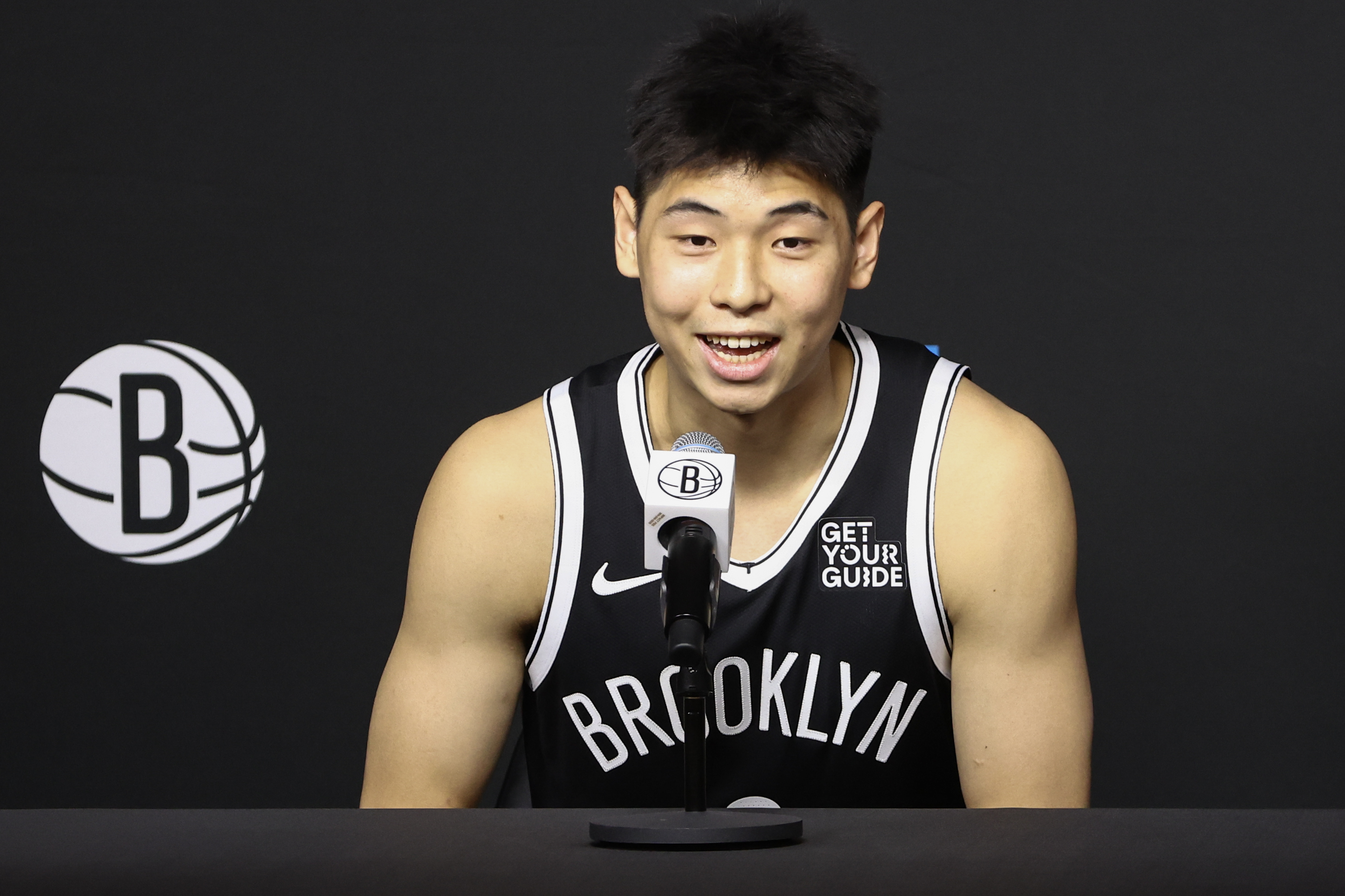 💪🏻加油!追梦人!崔永熙和河村勇辉今日均没有得到出场机会